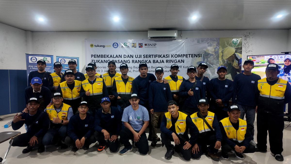 Prima Supreme Gelar Sertifikasi Tukang Baja Ringan Bersama Dinas PUPR Kota Bogor