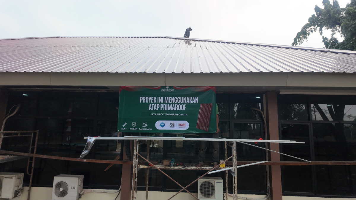 Aula Dasadarma Buperta Gunakan Atap Primaroof Jaya Deck 750 Merah Carita